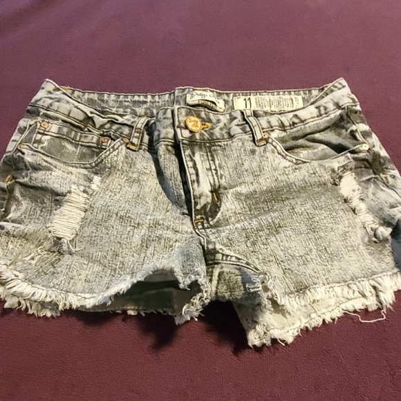 Indigo Rein Pants - 🏝Distressed jean shorts 🏝